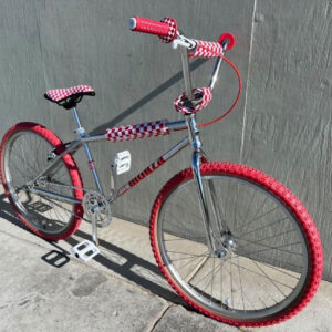 shopify auction - Monza 26" x Rad BMX Builds-516377-2704321  från Monza Bicycle Club Inc (US).