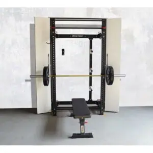 Garderob till Väggmonterat Rack Master från Master Fitness.