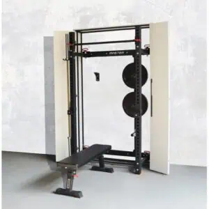 Paket med Väggmonterat Rack + Skåp Master Fitness från Master Fitness.