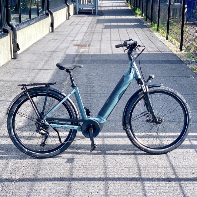 **DEMO STOCKHOLM** Winora Sinus 9 Wave i625 Wh 9–G Cues Elcykel 625Wh 46 cm från Winora.